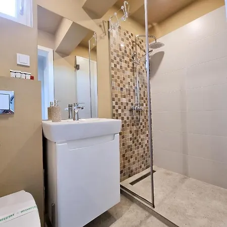 Arena Apartment *